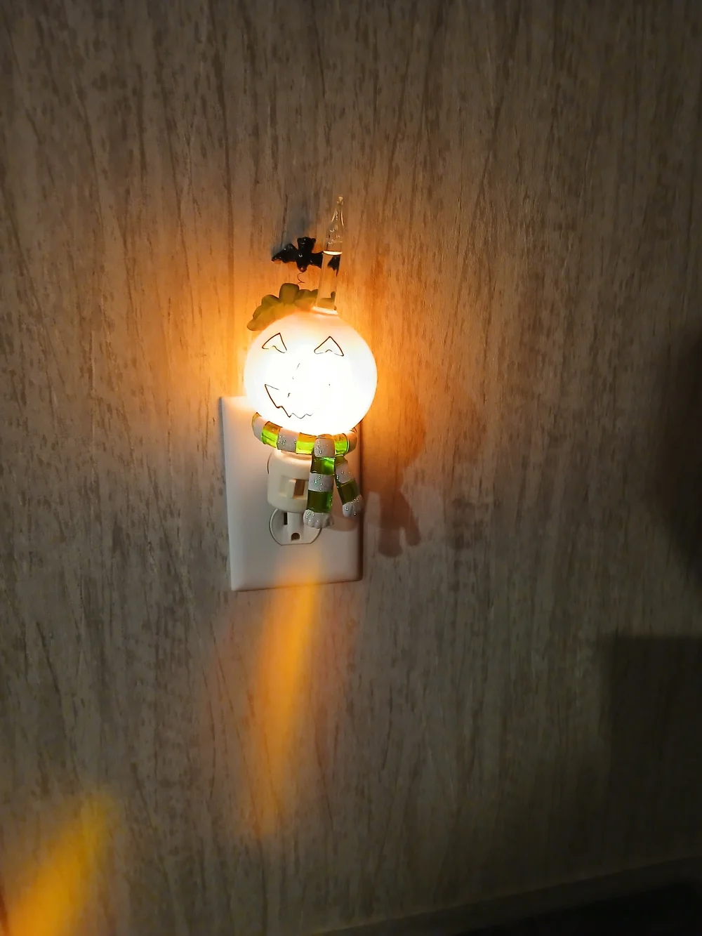 Halloween Pumpkin Plug-In Night Light with Green Scarf - Unknown Brand